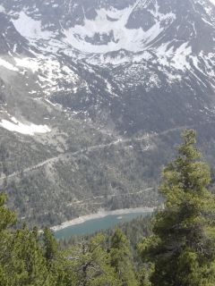 vue sur le lac d'Oredon, nous avons une magnifique vue. Mais maintenant il va falloir redescendre.